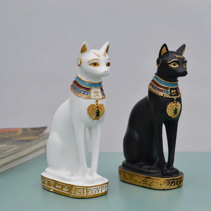 Egyptian Cat Miniature Statue – Retro Cartoon Desk Ornament