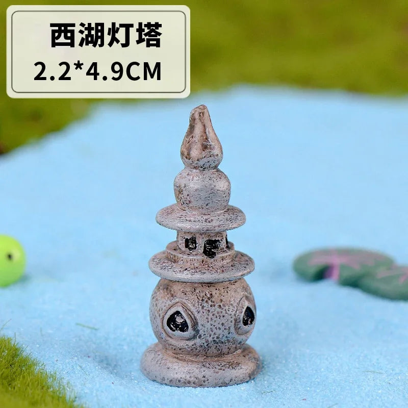 Miniature Wonderland Well Statue – Handmade Resin Decoration