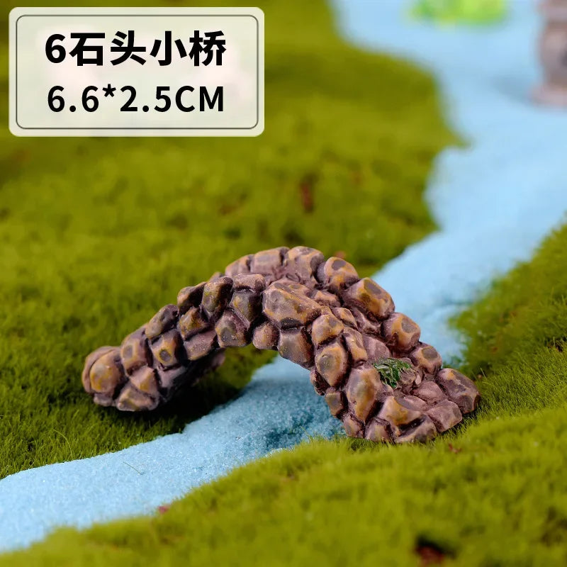 Miniature Wonderland Well Statue – Handmade Resin Decoration
