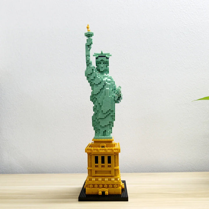 Statue of Liberty Building Block Model – DIY Replica